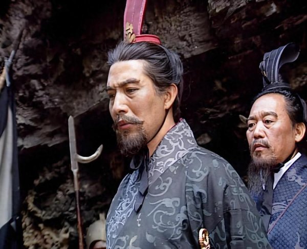 牛津配资 灭蜀之战时，司马昭派遣了十大悍将对付姜维，个个死于非命！